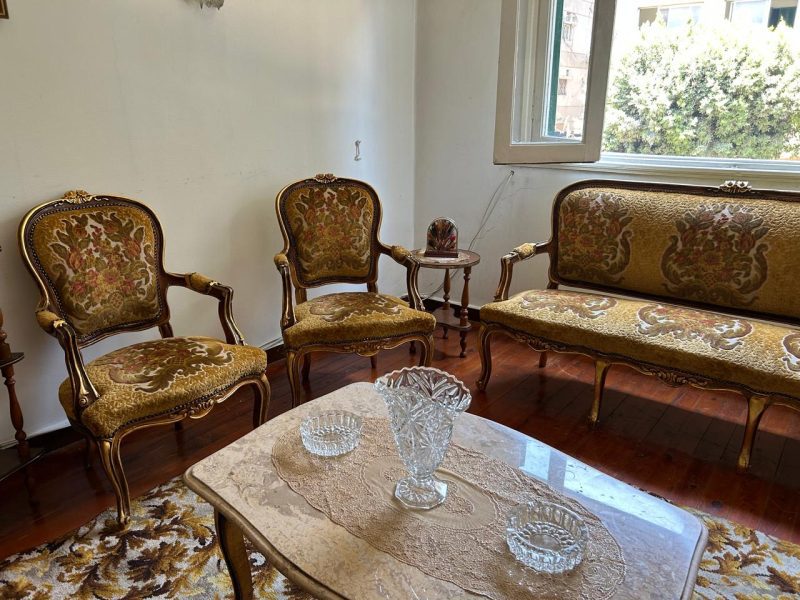 صالون مدهب كامل كالجديد