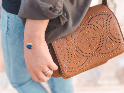 شنطة جلد طبيعي بحالة ممتازة